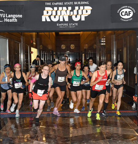 The women's elite heat at the starting line